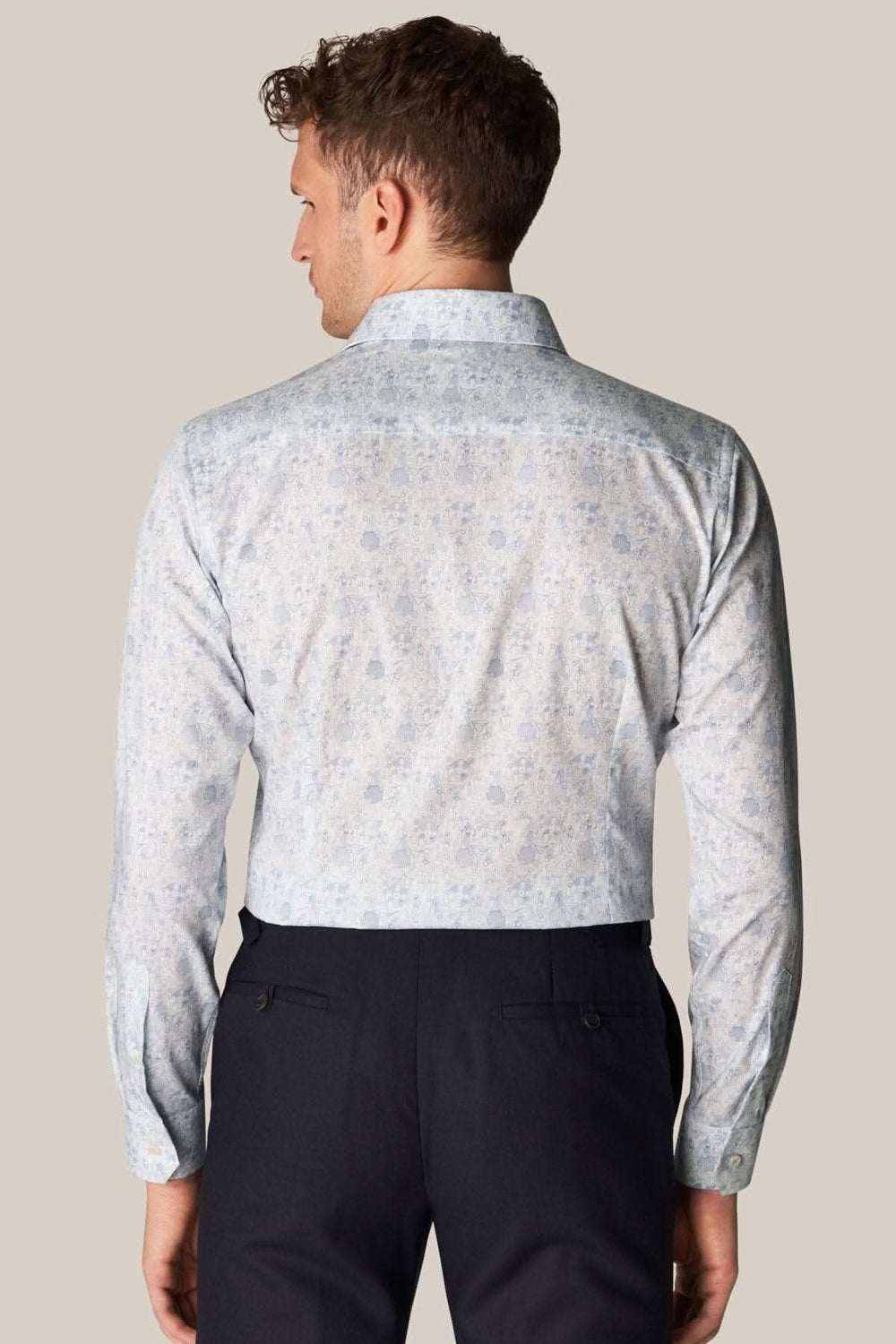 Chemise en twill fin à imprimé 'Party disco' vue de dos, idéale pour un look business casual.